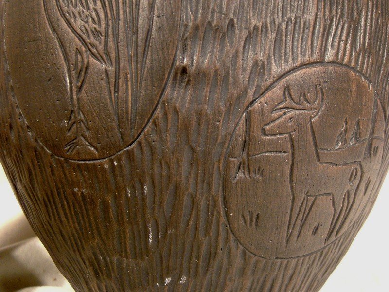 Kanyengeh Six Nations Pottery Large Vase - Signed Dee 1977