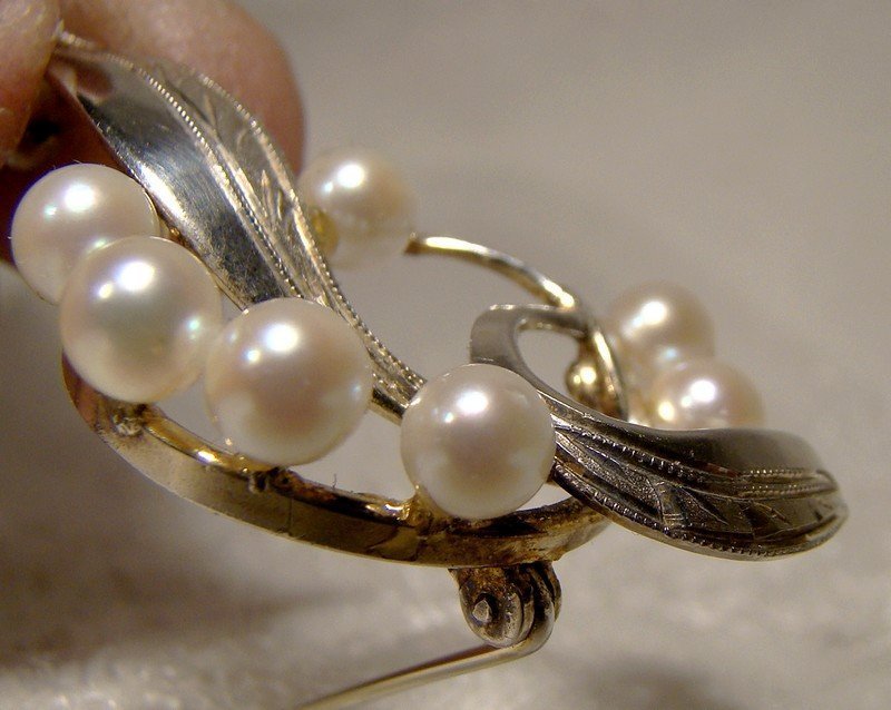 Cultured Pearls Sterling Silver Leaf Pin or Brooch 1930s-50s