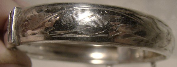 Sterling Silver Hinged Bangle Bracelet 1940s 1950 Hand Engraved Retro