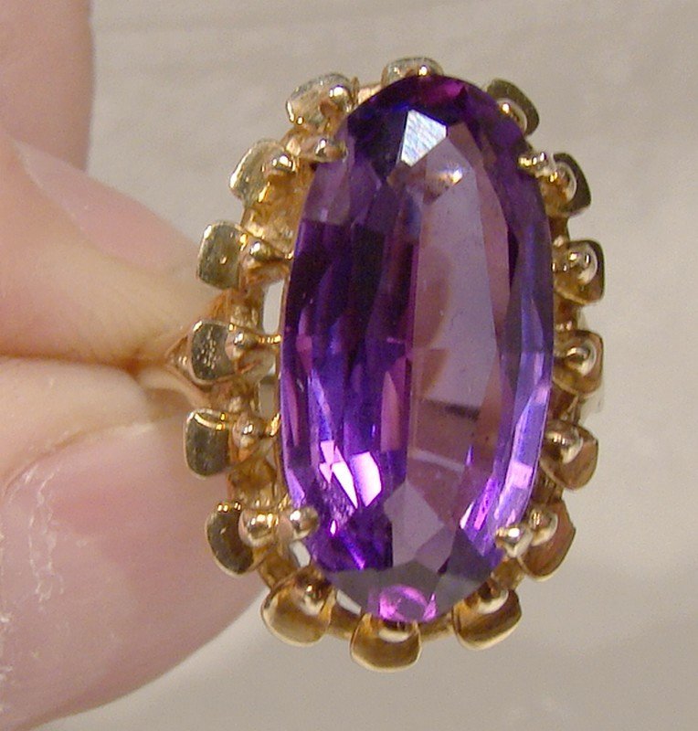 10K Yellow Gold Purple Synthetic Spinel Cocktail Ring 1960 Size 5-3/4