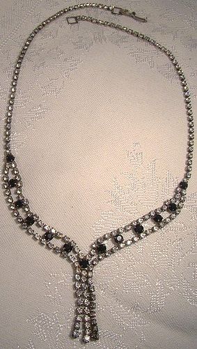 Black & White Rhinestone Dangly Tassel Sautoir Style Necklace 1950s