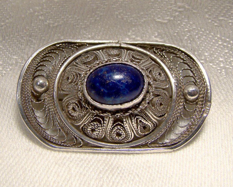 Silver Filigree Pin Brooch with Blue Glass Cabochon Stone 1930s