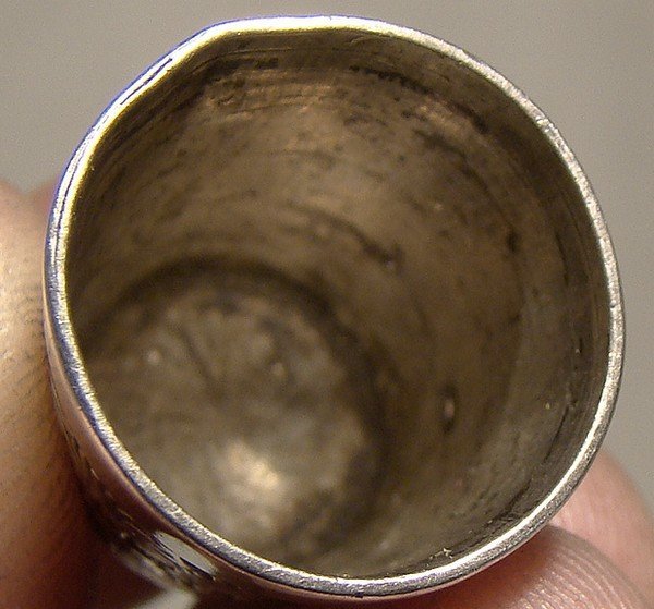 Victorian Sterling Silver Sewing Thimble with Daisies 1897