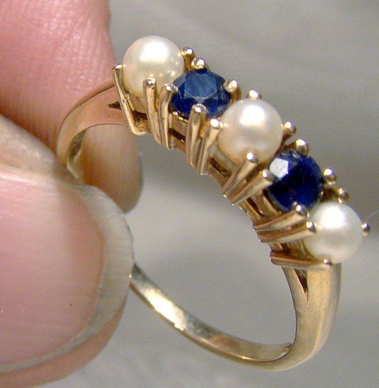 10K Sapphires and Pearls Row Ring 1960s - Size 8