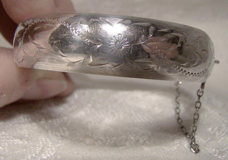 Hand Engraved Smibo Sterling Silver Child's Hinged Bangle Bracelet