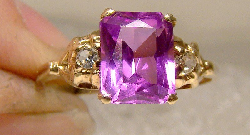 10K Yellow Gold Purple Synthetic Sapphire Ring 1930s Art Deco Period