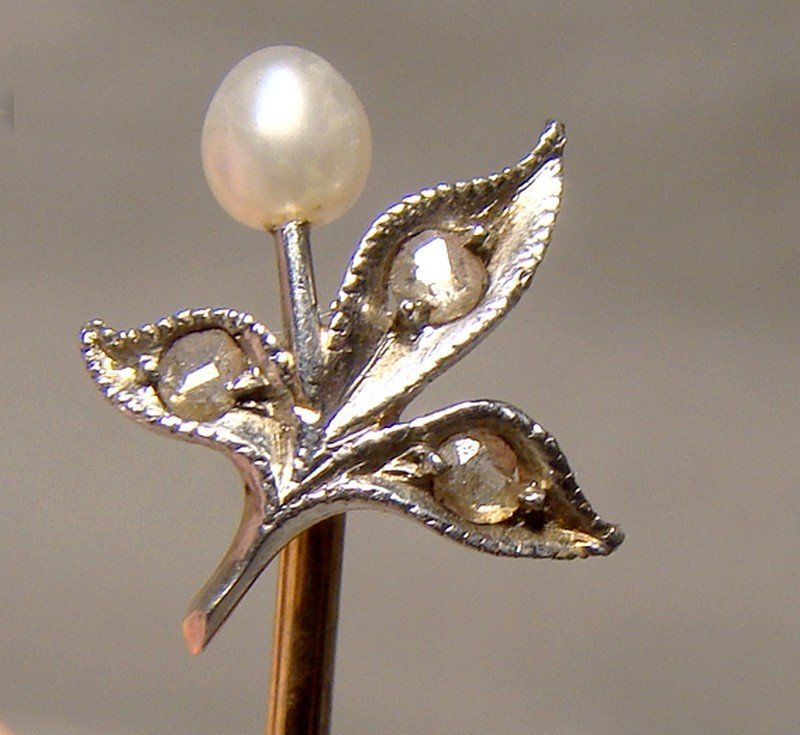 Victorian 15K DIAMONDS and Pearl STICKPIN Cravat Pin 1880-90 Lily