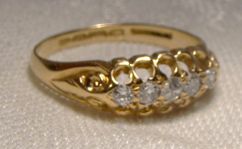 Edwardian 18K Yellow Gold 5 Diamonds Row Ring 1912 Size 6-1/2