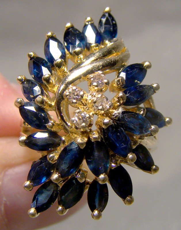 14K Yellow Gold Sapphires &amp; Diamonds Cluster Cocktail Ring 1960s 14 K