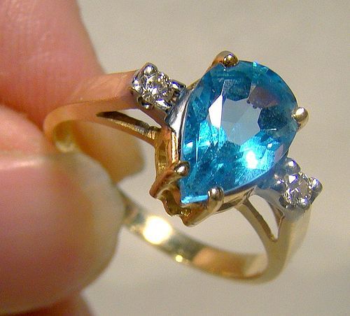 14K Yellow Gold Teardrop Blue Topaz and Diamonds Ring 1970s 14 K (item ...