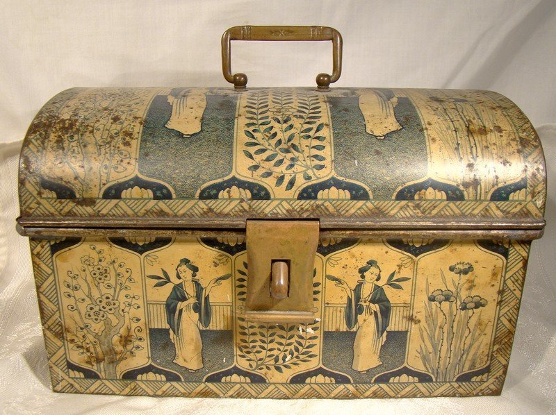 Antique Chinese Lady Motif Tea Chest Tin with Hasp