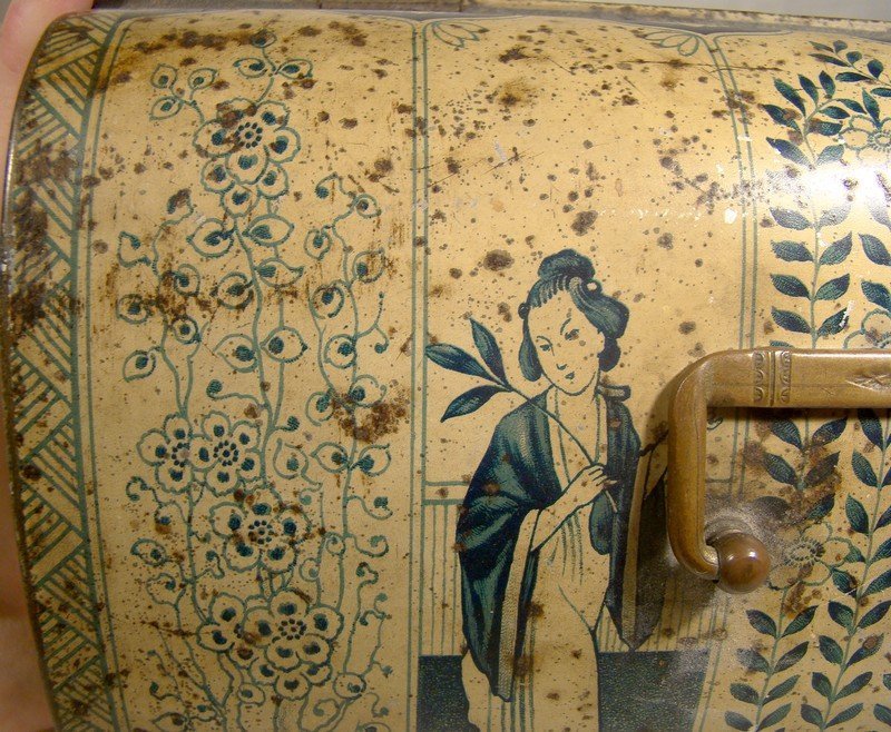 Antique Chinese Lady Motif Tea Chest Tin with Hasp