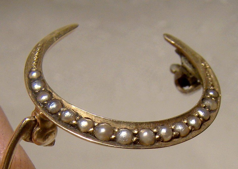 14K Crescent Moon Seed Pearls Victorian Honeymoon Pin Brooch 1900