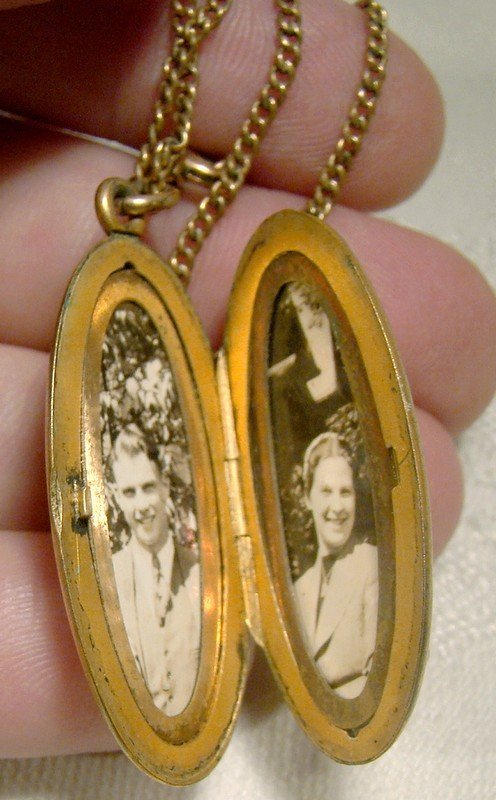 Edwardian Gold Filled Seed Pearl Photo LOCKET Pendant on Chain 1900-10