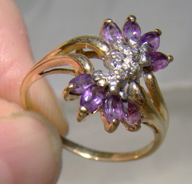 10K Marquise Amethysts and Diamonds Cluster Ring 1970s - Size 6-1/4