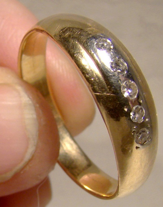 Man's 14K Five Diamonds Row Wedding Band Ring 1960s - Size 13-1/4