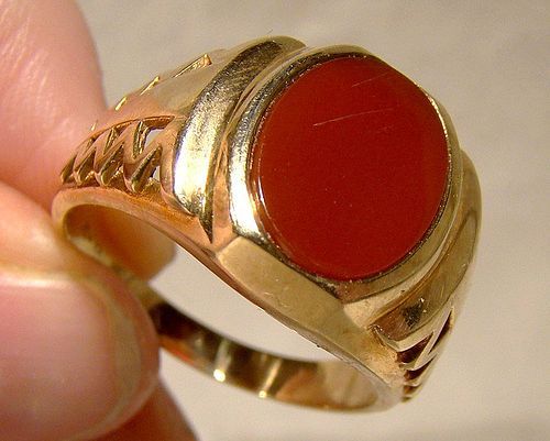 Man's 10K Carnelian Modernist Ring 1980s - Size 12-1/4 Great Style