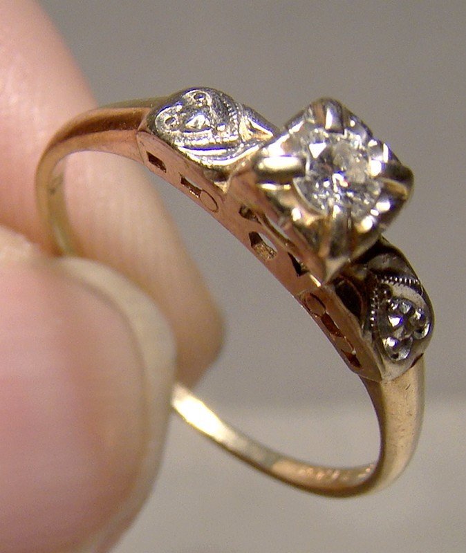14K Gold Diamond Heart Shoulder Ring 1920s 1930s - Size 7-1/2