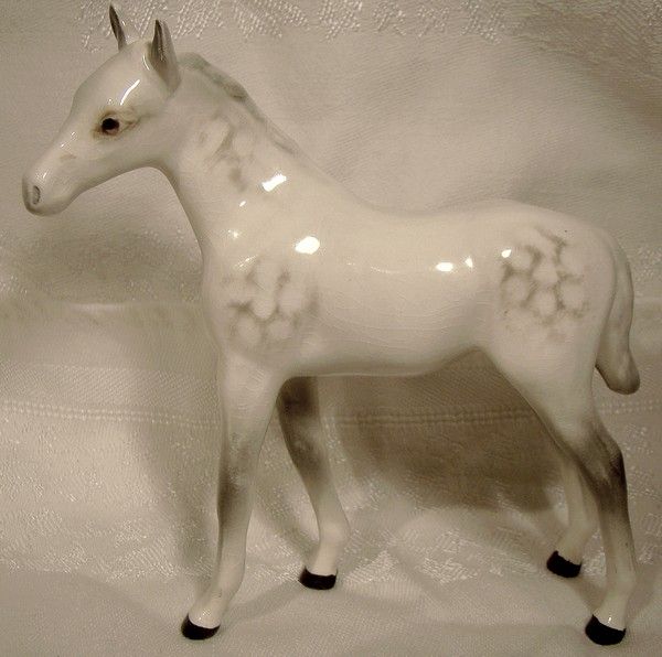 Beswick Larger Foal Thoroughbred Model 1813 4-1/2&quot; Grey Gloss Horse