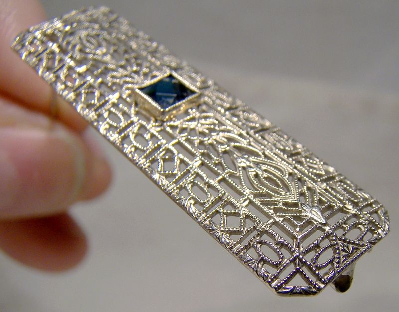 10K White Gold Art Deco Filigree Pin Brooch Paste Blue Sapphire 1920s