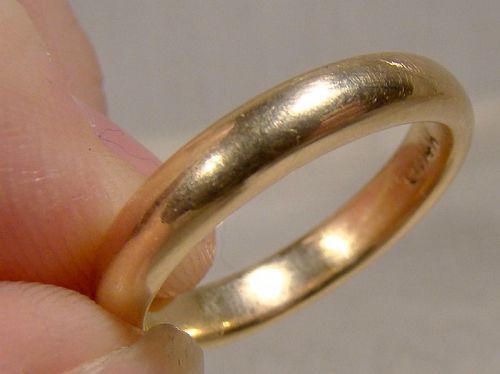 14k Rounded Wedding Band Ring Size 7-1/2 14 K Yellow Gold 5.2 gr
