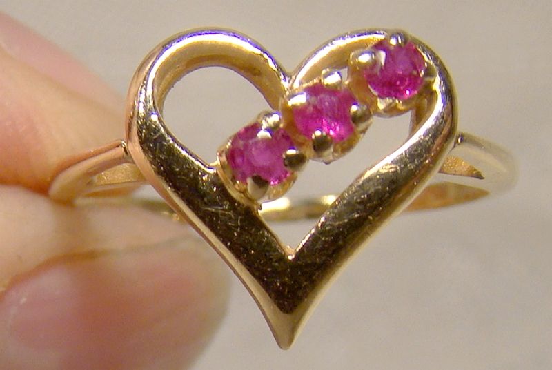 14K Rubies Ruby Heart Ring 1970s - Size 7
