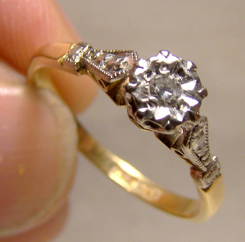 Edwardian 18K &amp; Platinum English Diamond Ring - Size 6-1/2