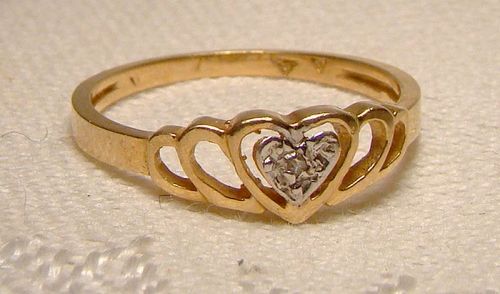 10K Heart Openwork Diamond Ring 1980s - Size 5