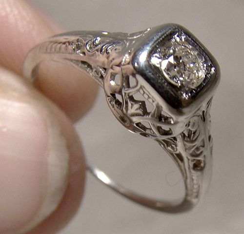 18K White Gold Filigree Art Deco Diamond Ring 1920s 18 K Size 5-3/4