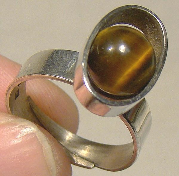 Kultaseppä Salovaara Ky Sterling Silver Tiger Eye Ring 1970s Finland