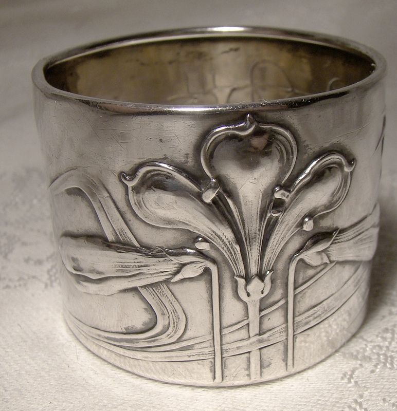 800 Silver Art Nouveau Floral German Napkin Ring 1900