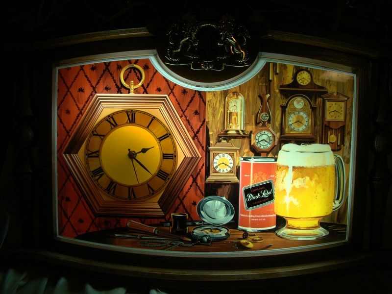 Carling Black Label Beer Light Up Bar Clock Sign 1973