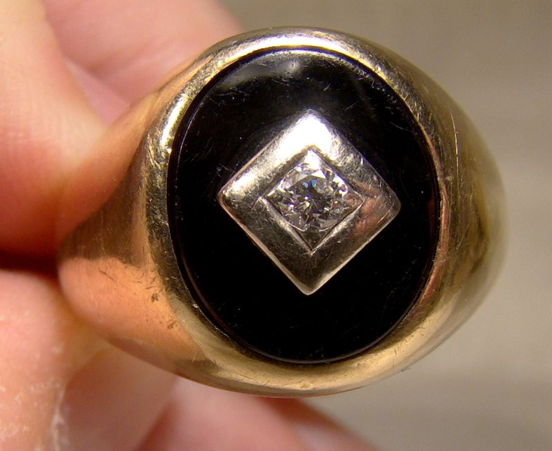 10K Black Onyx and Diamond Man's Signet Ring Size 11-1/4