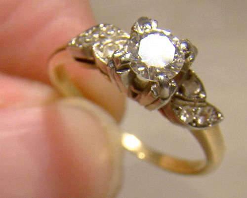 14K Yellow Gold Diamonds Engagement Ring 1940s - Size 6-1/2 with Appr.