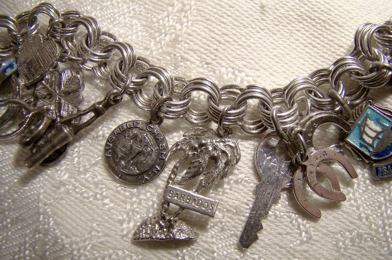 Triple Round Link Sterling Silver Charm Bracelet with 19 Charms 1970s