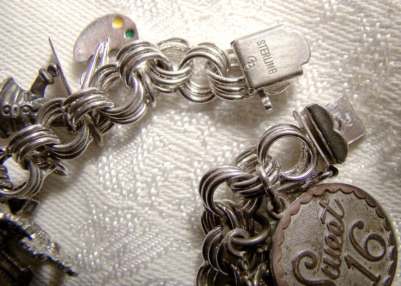 Triple Round Link Sterling Silver Charm Bracelet with 19 Charms 1970s