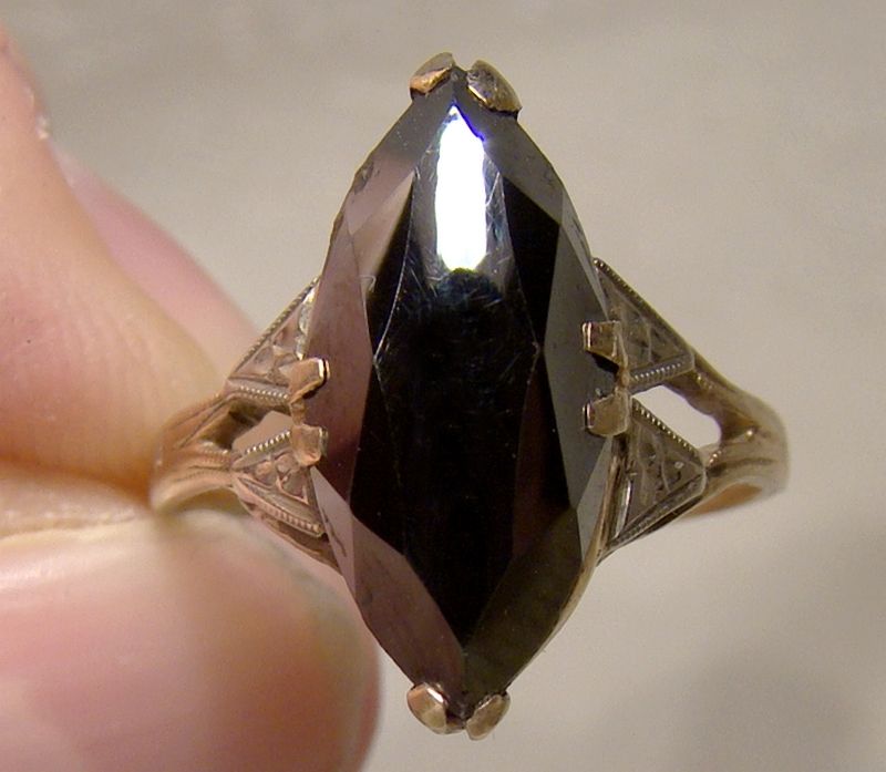 10K Art Deco Black Alaskan Diamond Ring 1930s - Size 5-1/2