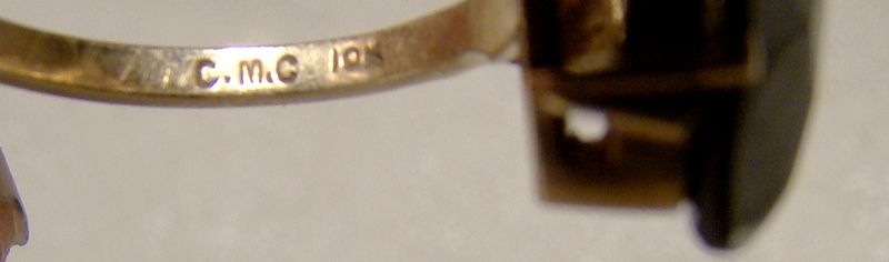 10K Black Alaskan Diamond Ring 1940s 1950s - Size 5-1/2