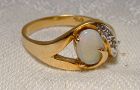 10K Yellow Gold Opal and Diamonds Ring 1980s 1990s - Size 7