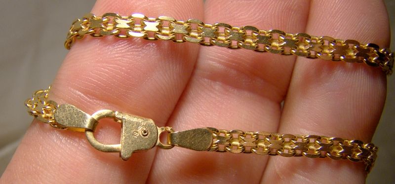 18K Yellow Gold Bismark Style Flat Link Chain Necklace - 11.4 Grams