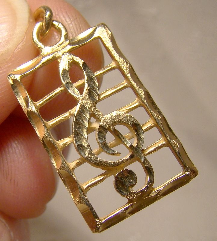 14K Yellow Gold Treble Clef on a Musical Staff Pendant Charm 1970s