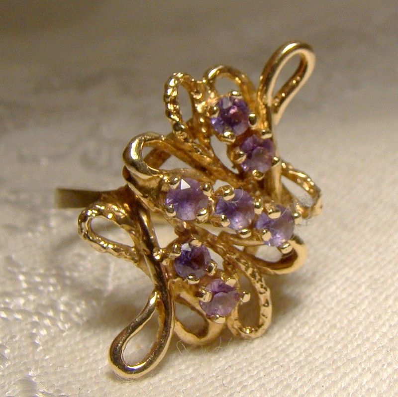 10K Yellow Gold Abstract Modern Purple Topaz Ring 1970s - Size 5-1/2