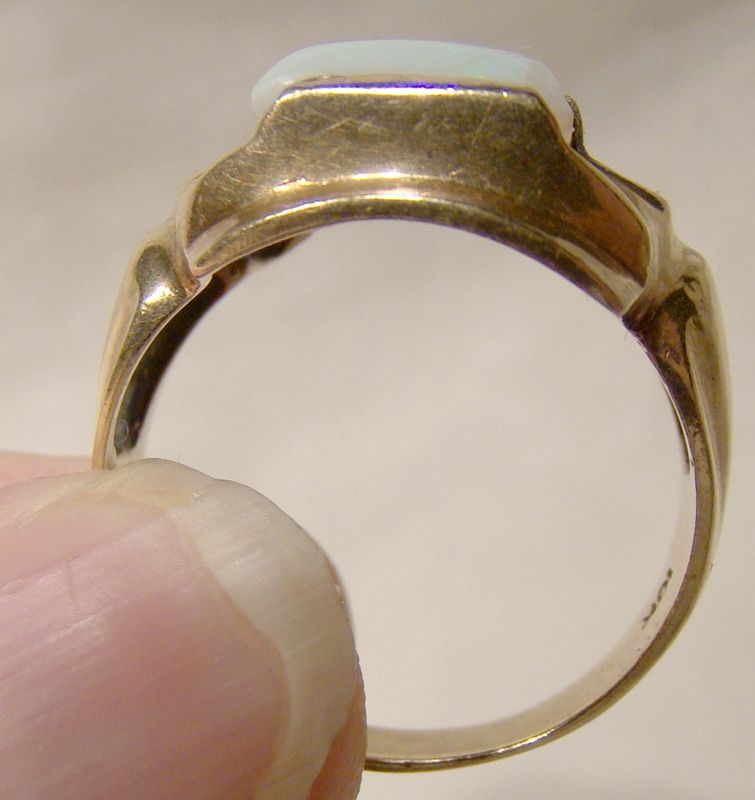 10K Yellow Gold Man's Opal Ring 1940s