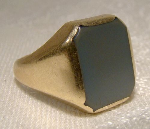 Man's 14K Yellow Gold Grey Agate Signet Ring 1960s 1970s - Size 10