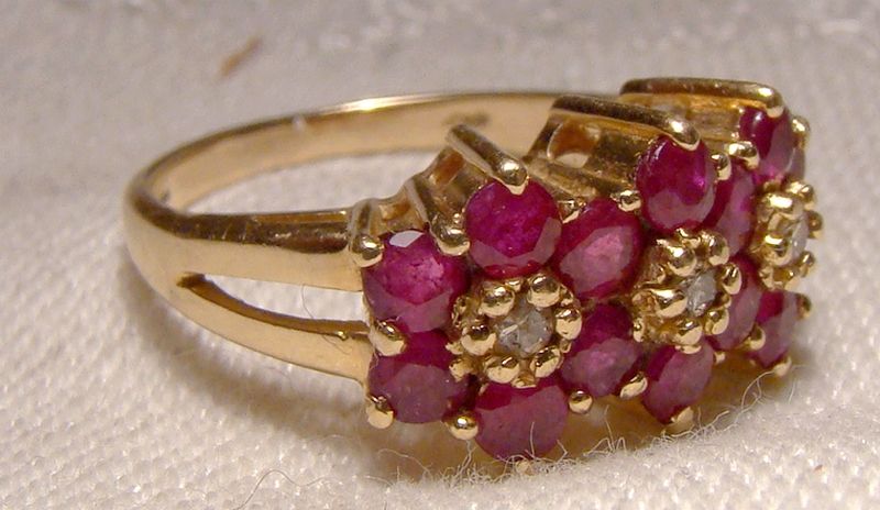 14K Yellow Gold Ruby Triple Flower Head Ring with Diamonds 1980s