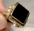 Ornate 9K Yellow Gold Custom Made Man's Black Onyx Signet Ring 1940s