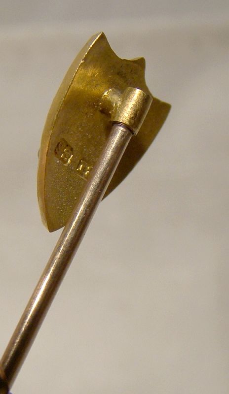 Victorian 18K Yellow Gold Shield Seed Pearls Stickpin