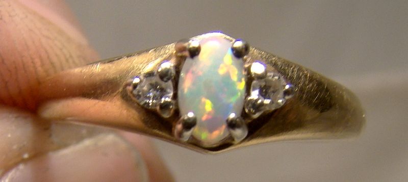 10K Yellow Gold Opal and Diamonds Ring 1960s - Size 7-1/2