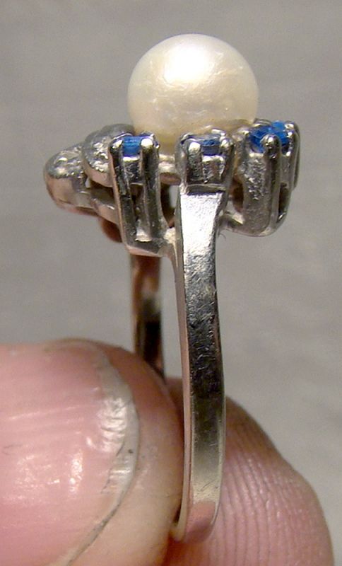 10K White Gold Pearl Sapphires and Diamonds Ring 1960s - Size 5-3/4