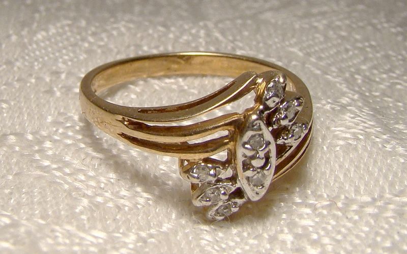 10K Yellow Gold Diamonds Ring 1960s-70s - Size 5-3/4